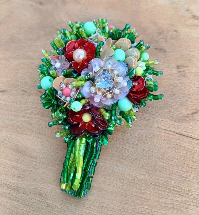 Брошка ручна робота