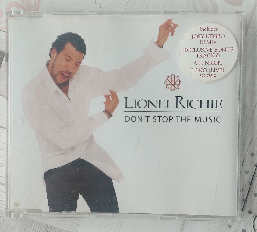 Conjunto de 5 Cds Singles