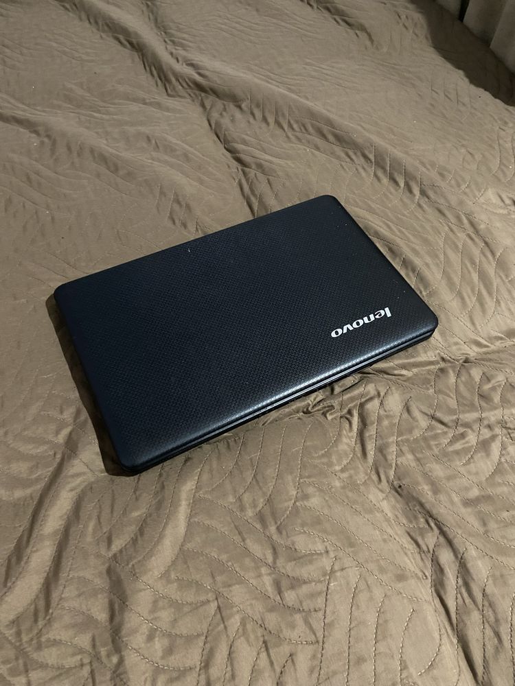 Продаю ноутбук Lenovo g555