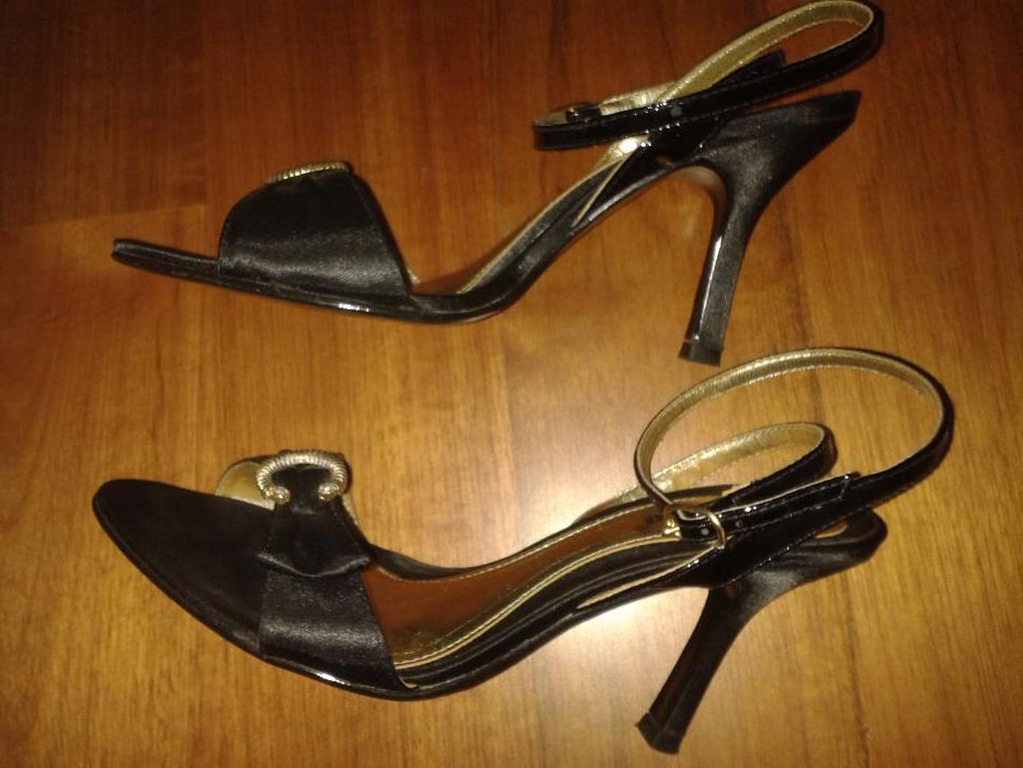 sandalia preta tam 35 mischua