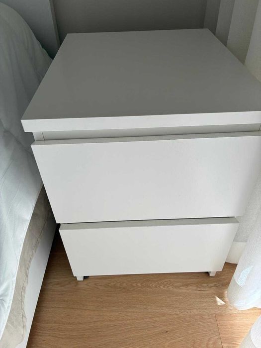 MALM Mesa cabeceira  c/2 gavetas, branco, 40x55 cm, como nova