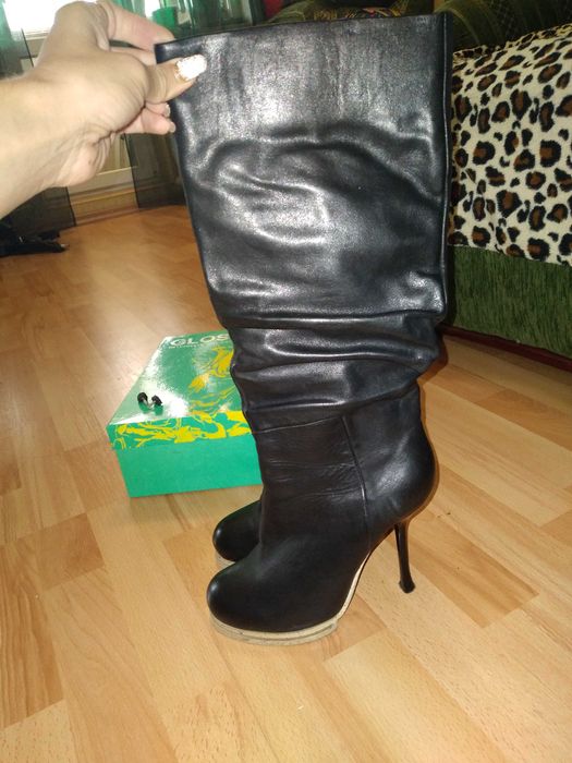 Кожаные демисезонные сапожки