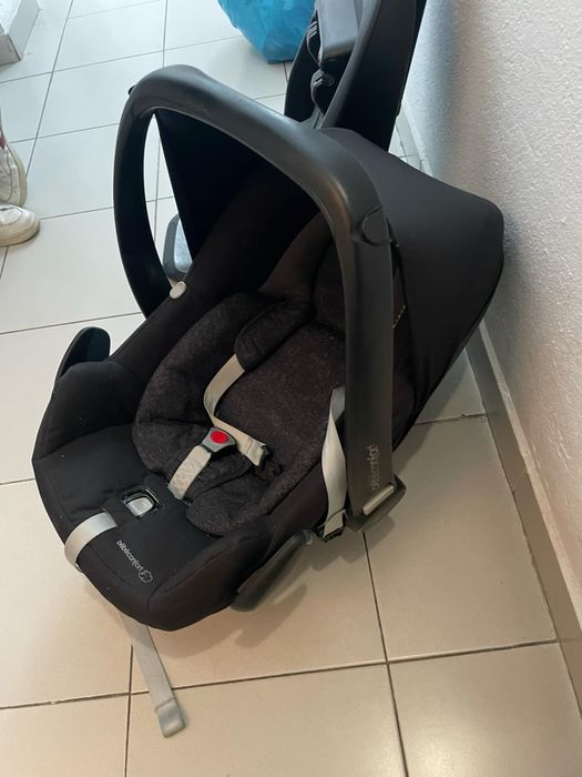 Carrinho Maxi cosi bebe comfort  mais ovo com isofix