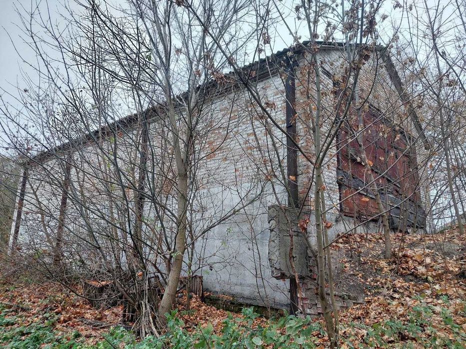Будівлі під склади чи гаражі м Яготин Київська область