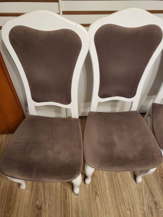 Sprzedam krzesła 4 szt stan bardzo dobry