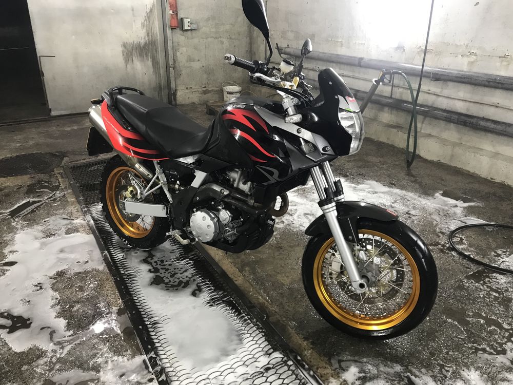 Продам Aprilia Pegaso Factory