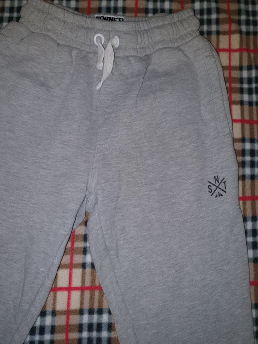 Теплые штаны на флисе на мальчика 10-12 лет.