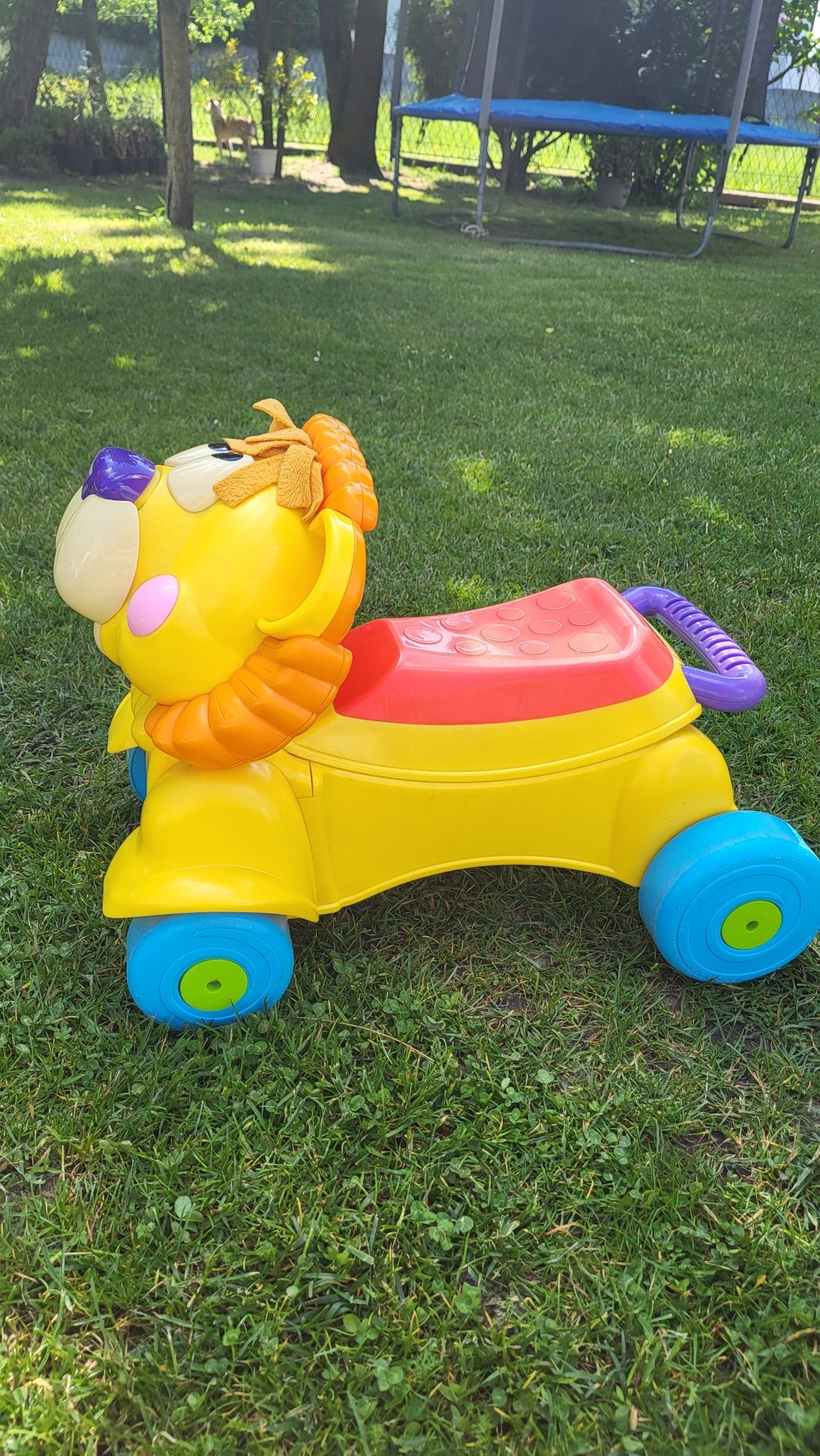 Jeździk pchacz dla dziecka Fisher Price