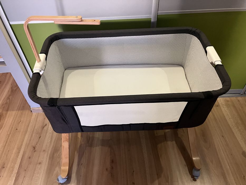 Drewniana kołyska, łóżeczko, dostawka do łóżka