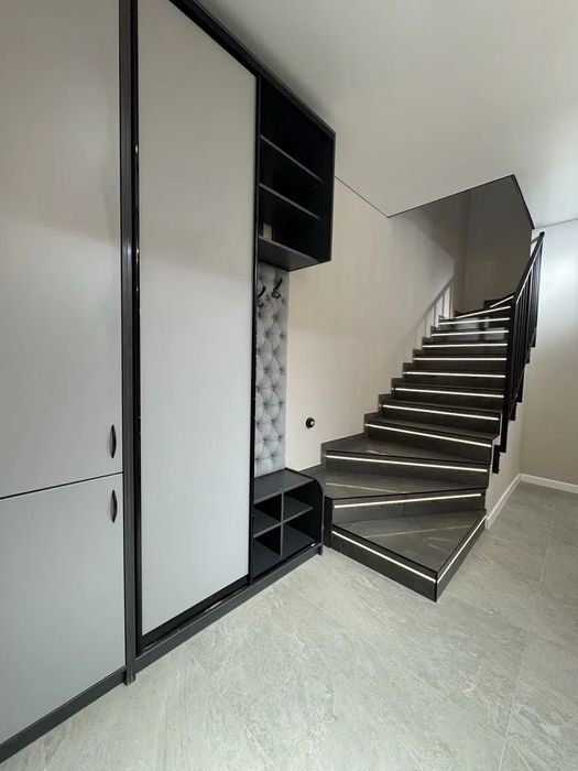 Продаж таунхаусу в районі Садовий