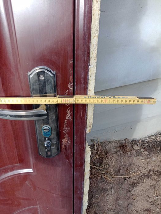 Sprzedam drzwi stalowe wejściowe,uzywane