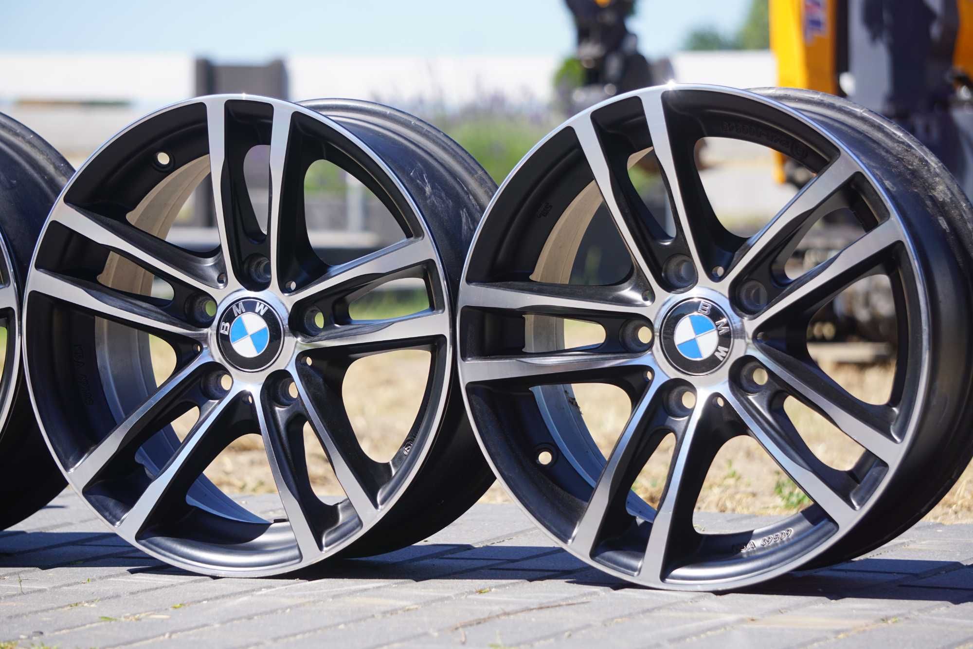 Alufelgi do BMW 5x120 7Jx16 et40 cb72,6mm czarne i front polerowany