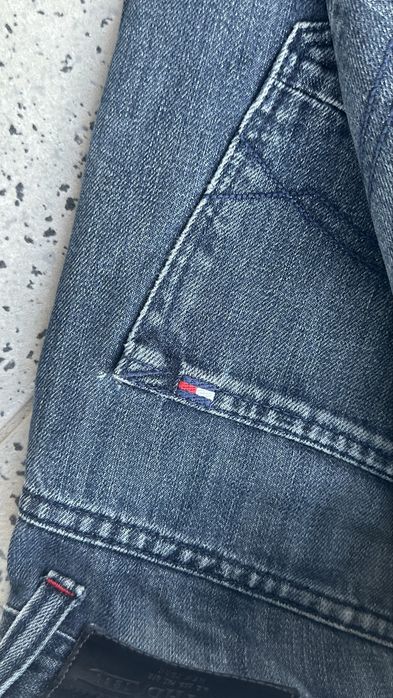 Lote de 9 calças para homem - Zara , Tommy Hilfiger , Carhartt