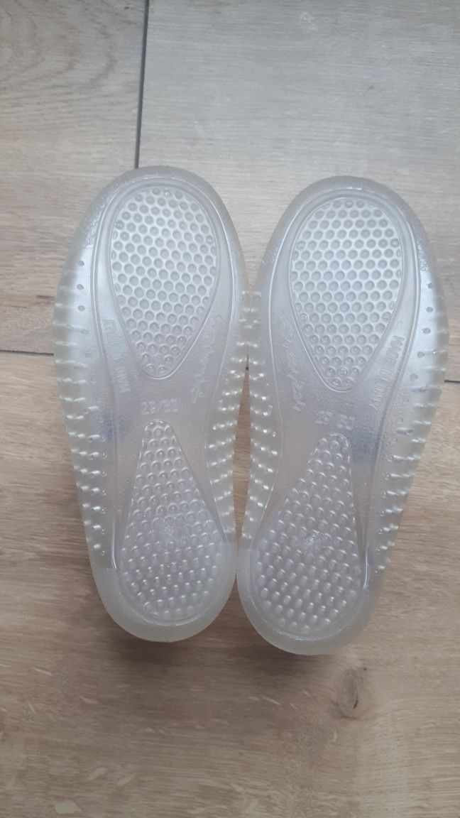 Dziecięce buty do wody