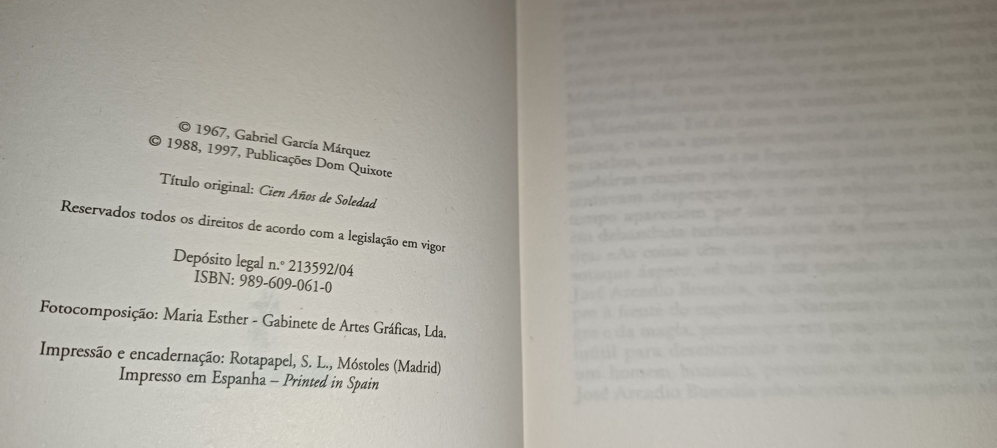 Livro Cem anos de solidão por Gabriel Garcia Marques