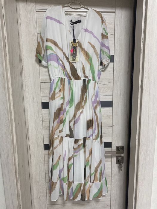 Шифонова сукня міді