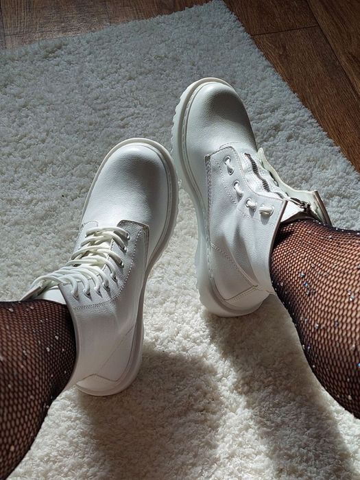 Шикарні шкіряні черевики ботинки білі чорні Dr.martens мартінс
