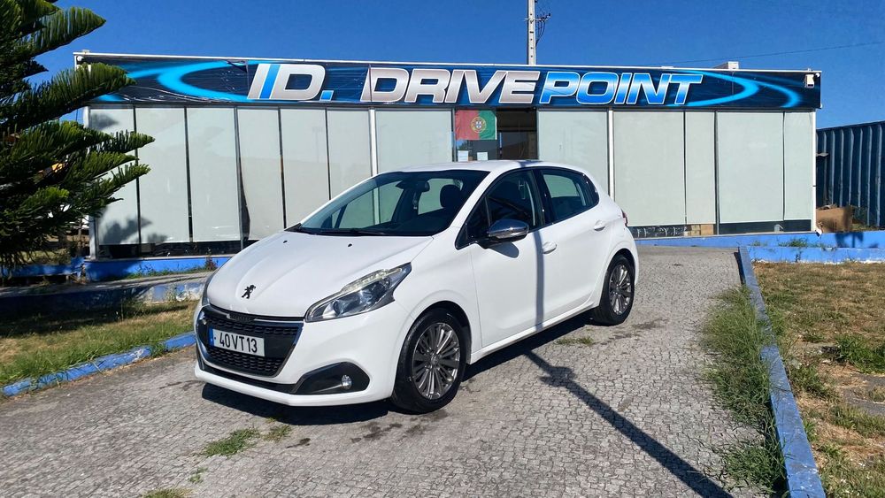 Peugeot 208 1.2 PureTech Allure