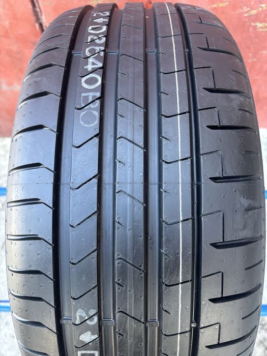 225/40/18 R18 Pirelli P Zero PZ4 літо 1 шт