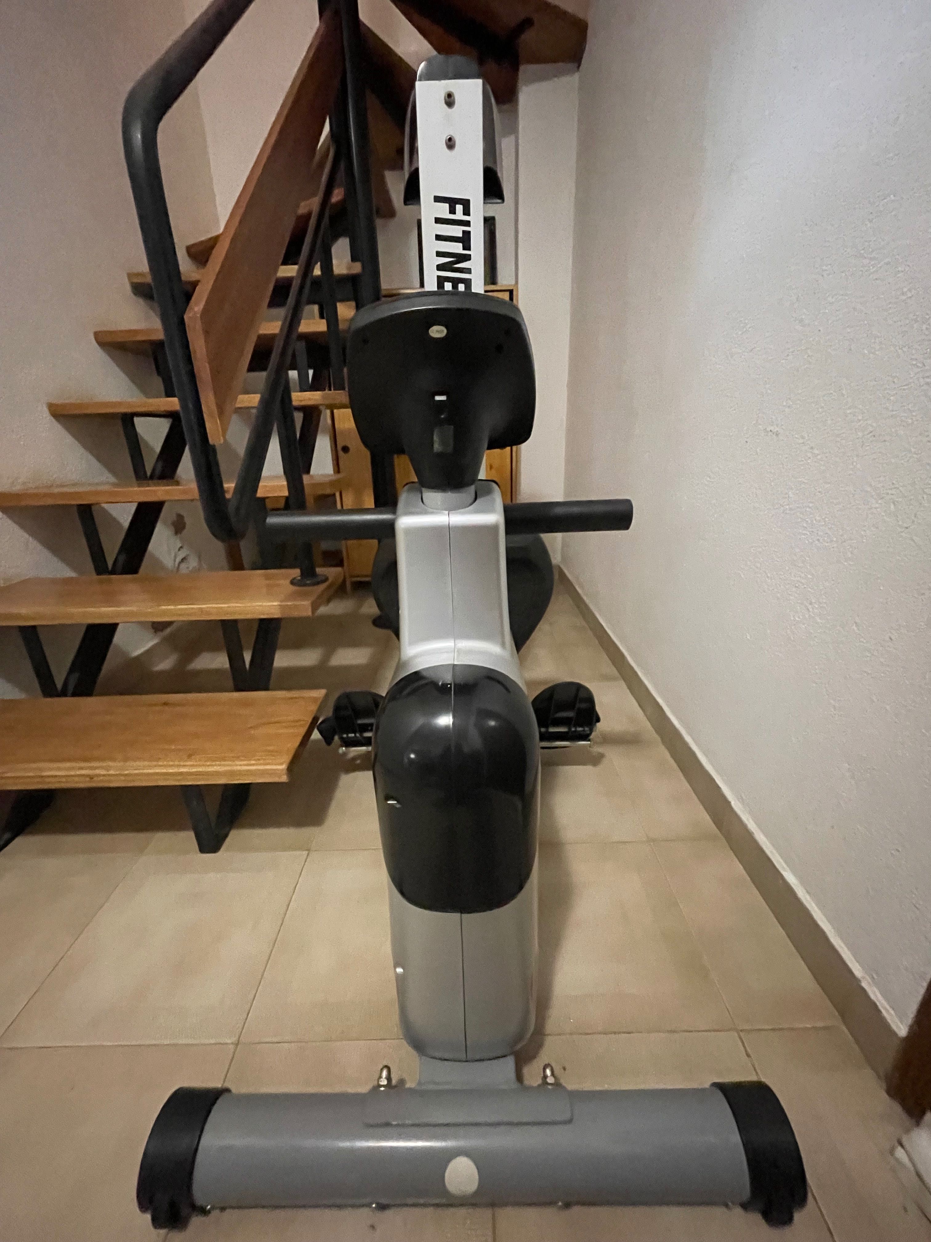 Máquina de Remo Fitness Doctor