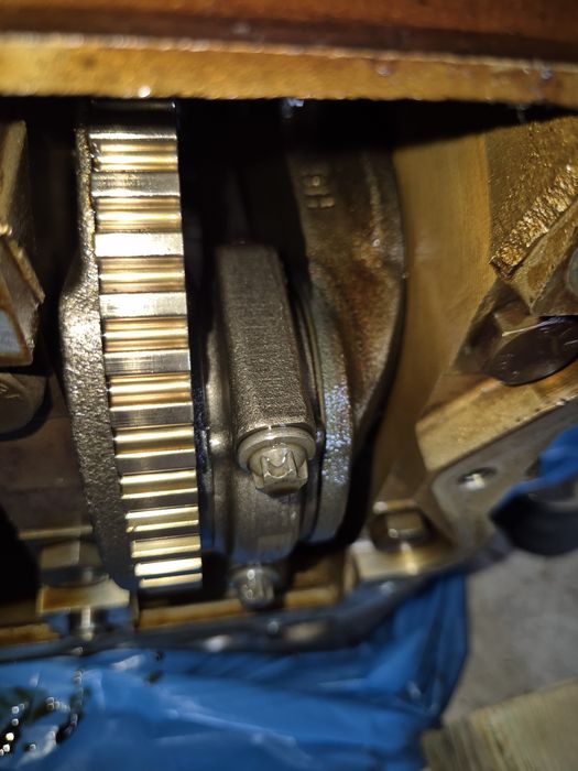 Silnik n43b20a uszkodzona panewka