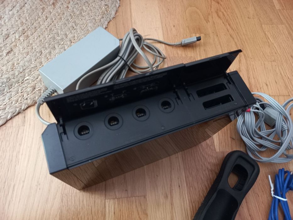 Nintendo Wii preta com acessorios