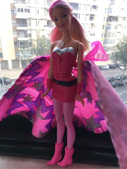 Barbie super heroína
