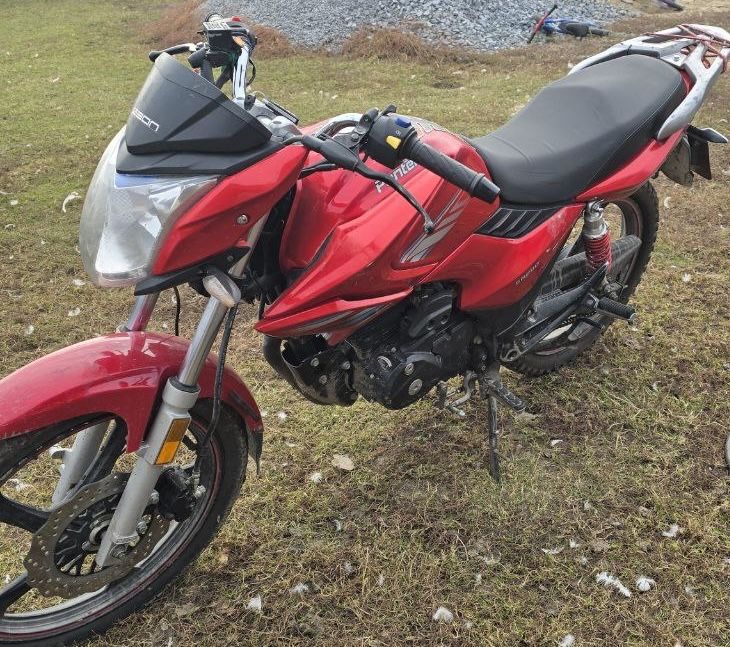 Мотоцик GEON GN 200.