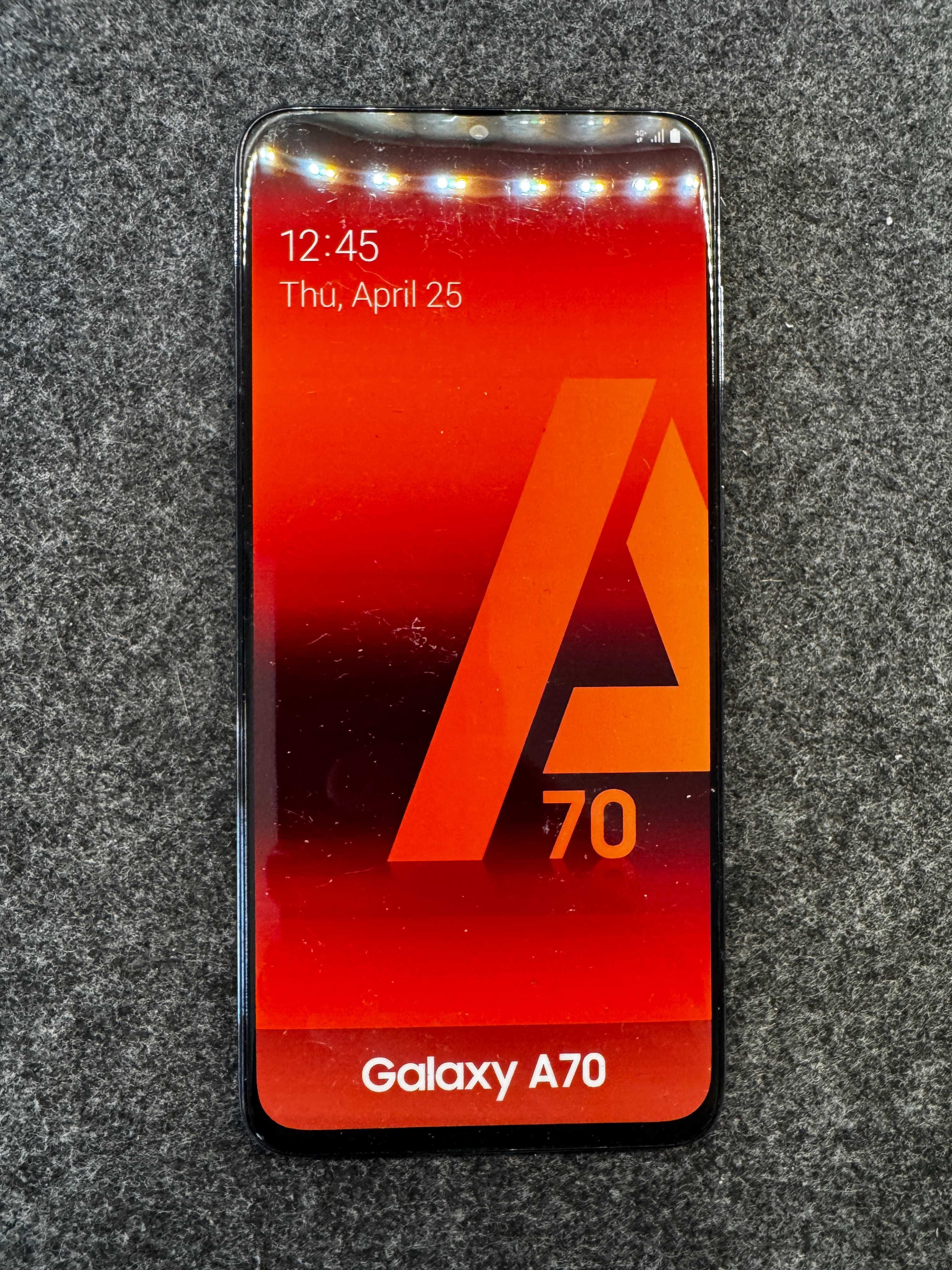 Atrapa telefonu Samsung A70