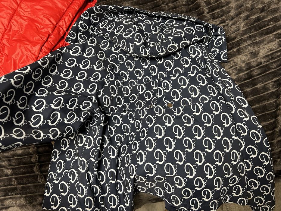 Деміснзонна жіноча куртка 42-44