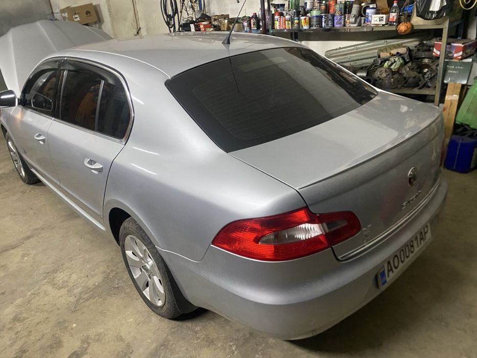 Škoda Superb 2009. 72.000км