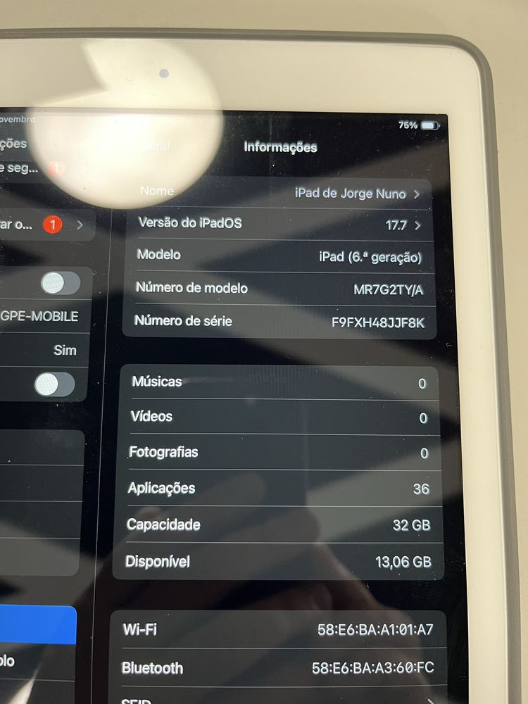 Apple iPad (6.ª geração) 32GB WiFi + Extras - Tudo como novo