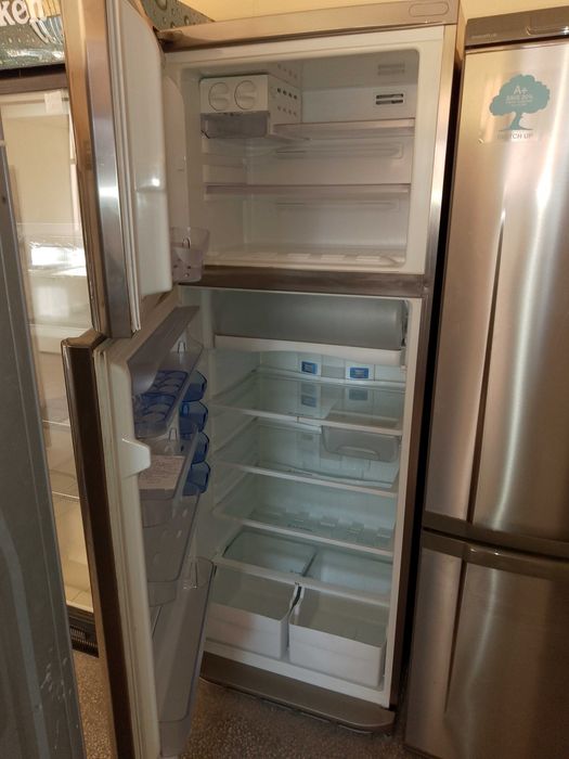 witryna chlodnicza piwnica na wino gwarancja dostawa sprzet agd komis