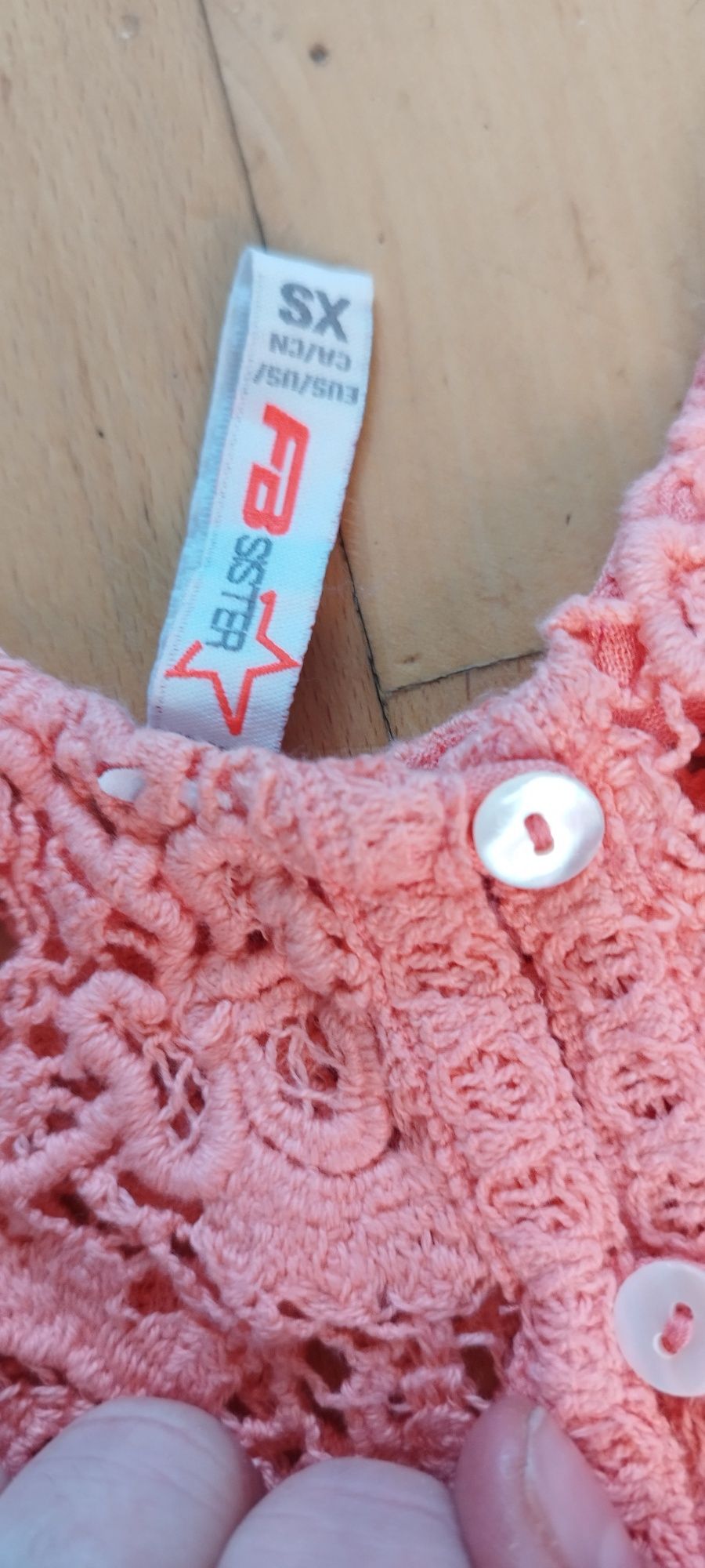 Trzy letnie bluzki damskie
