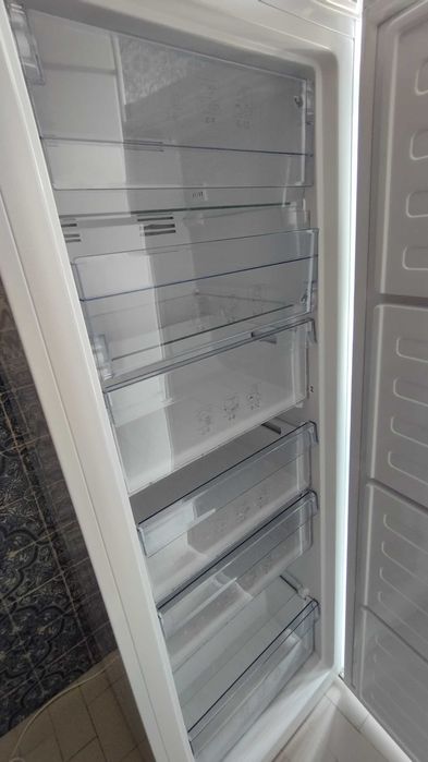 Arca Vertical Beko RFNE290L21W 290L