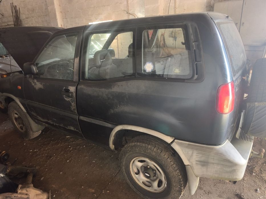 Ford Maverick / Nissan Terrano