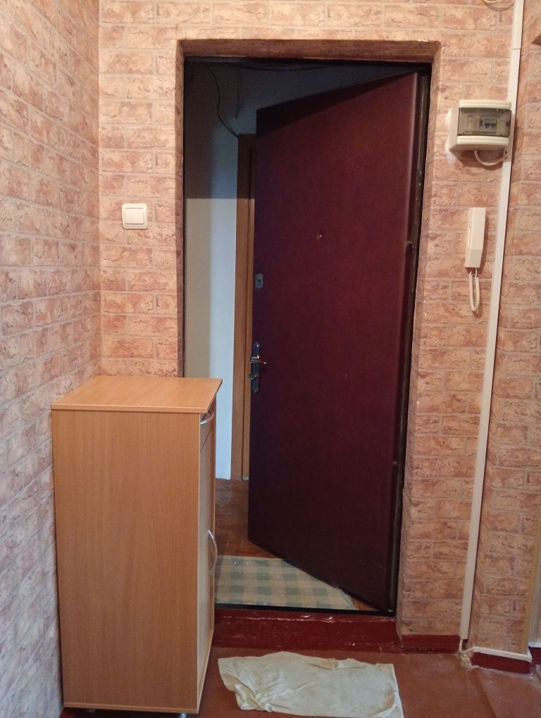 Продам 1 кімн квартиру Симона Петлюри