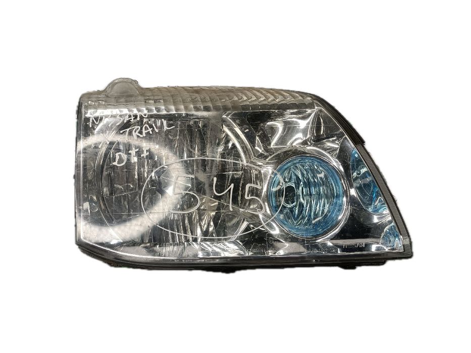 Ótica / farol direita NISSAN X-Trail (T30)