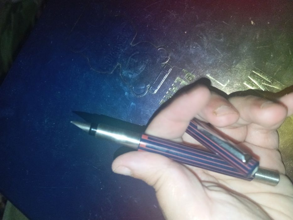 Caneta Parker sem tinta
