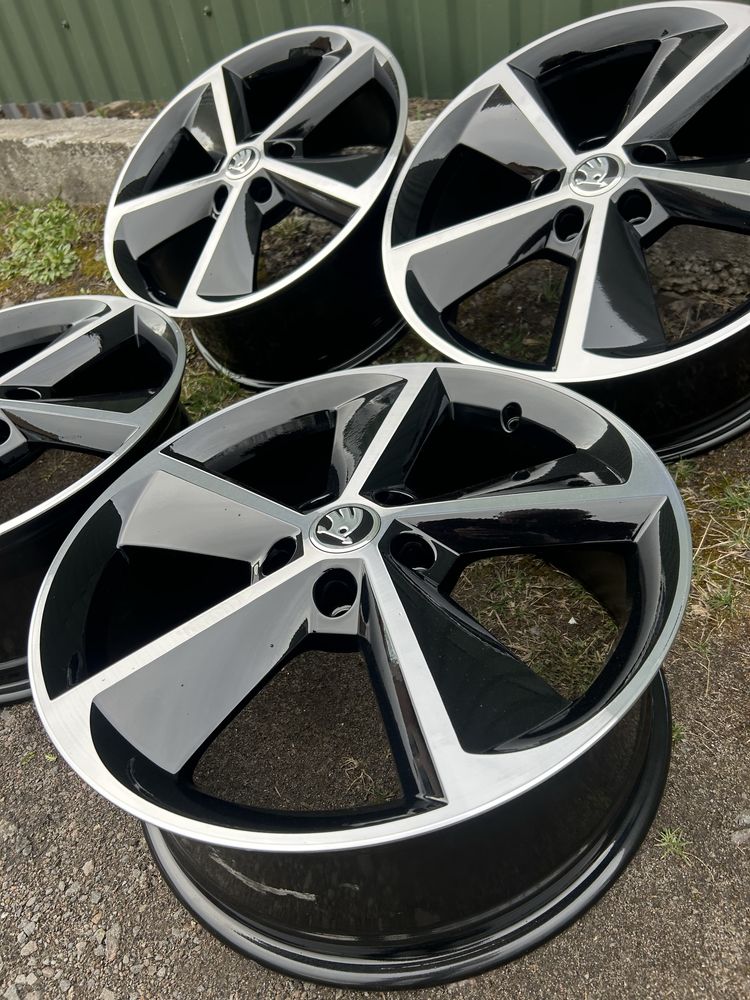 Диски Шкода 5/112r18 як нові !!