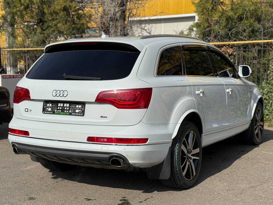 Audi Q7 2013 Typ 4L (FL)
