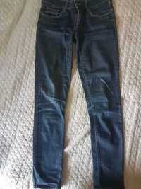 Spodnie jeans damskie ciemne