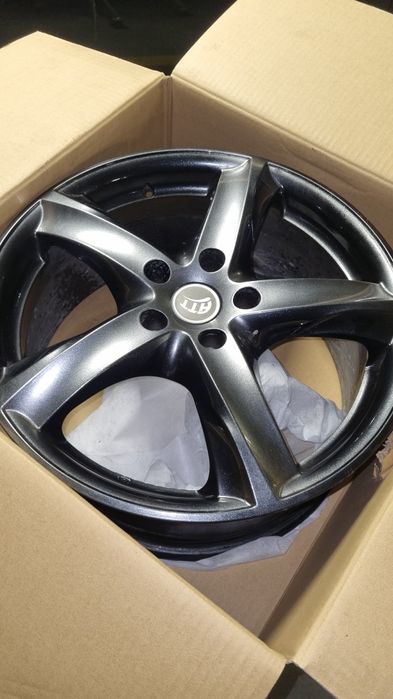 18 cali 5x114. Honda,  lexus, volvo. Super stan