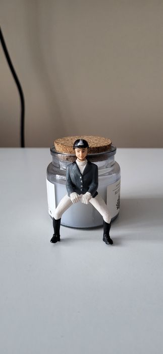 Schleich jeździec dżokejka figurka model wycofany