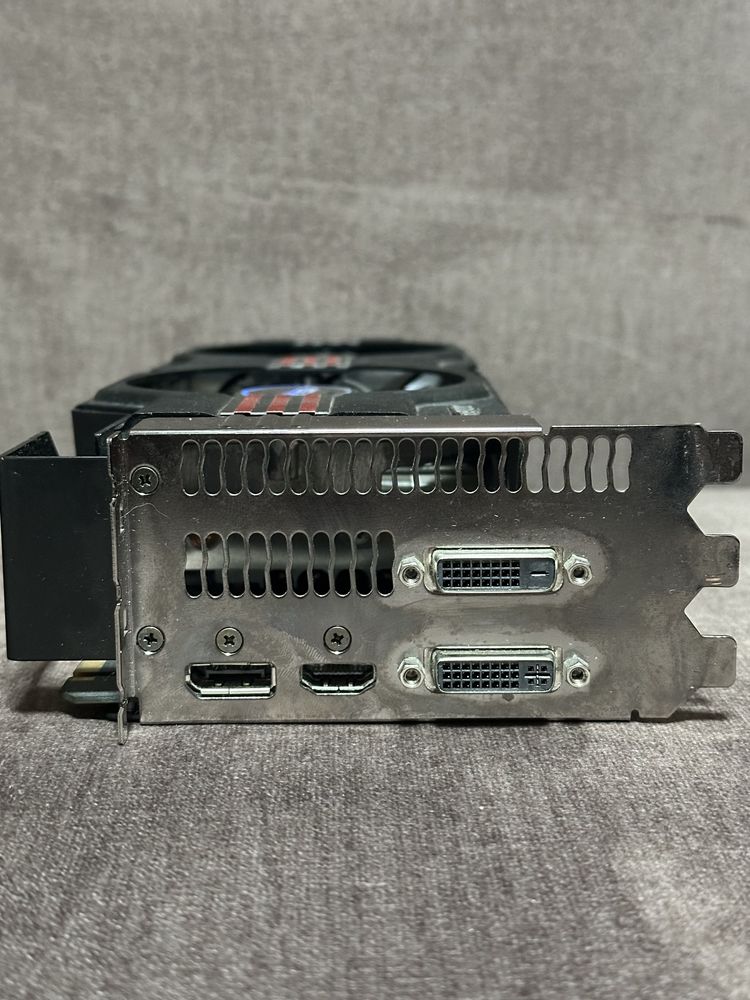 Відеокарта Asus GeForce GTX 680 2GB DirectCUII