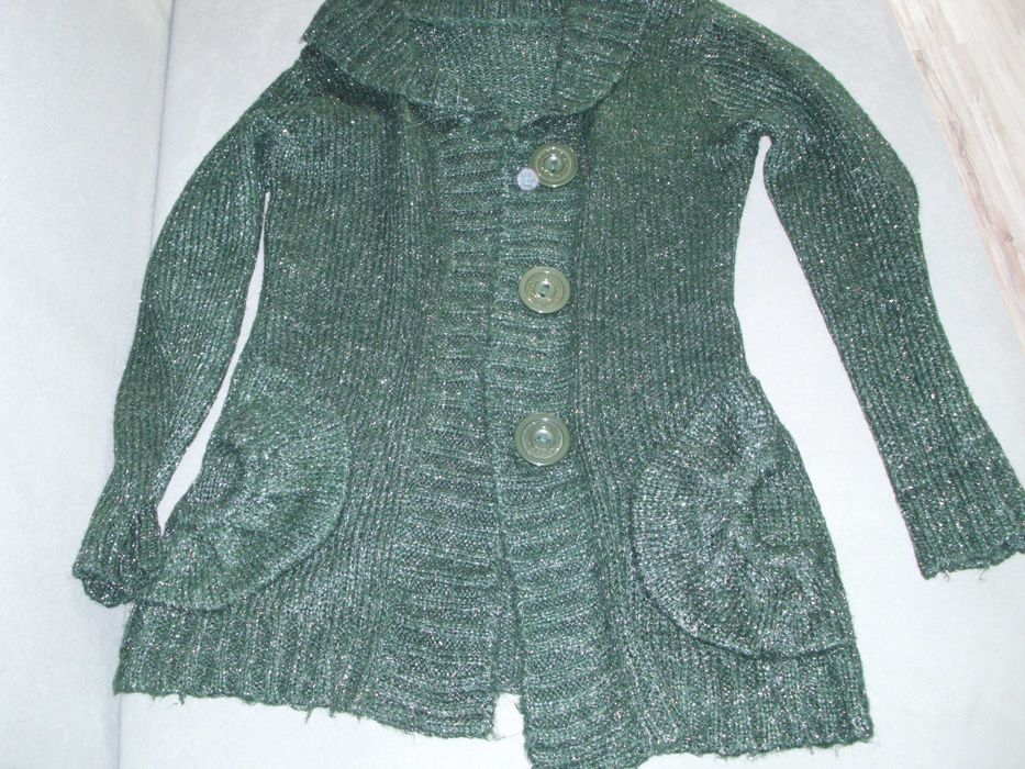 Sweter modny zieleń butelkowa miękki M/L stan bdb wyprzedaż