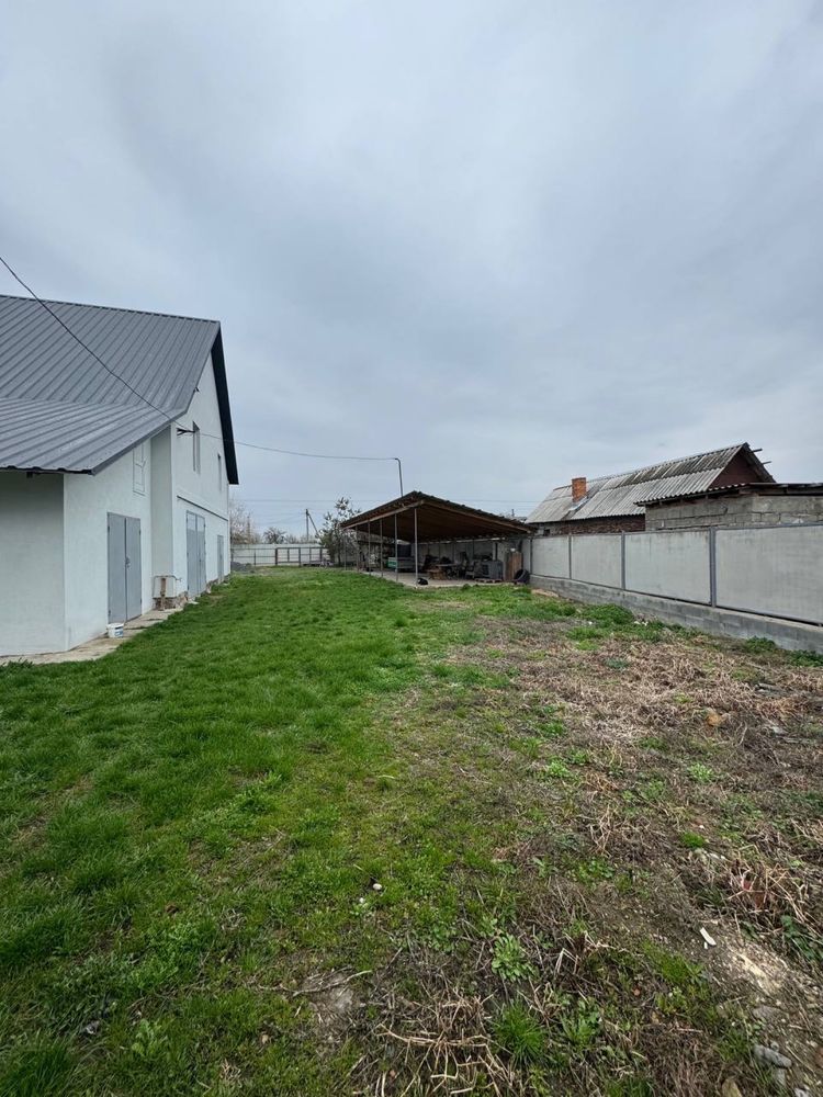 БЕЗ Комісії Продаж комерції, Шишлівці