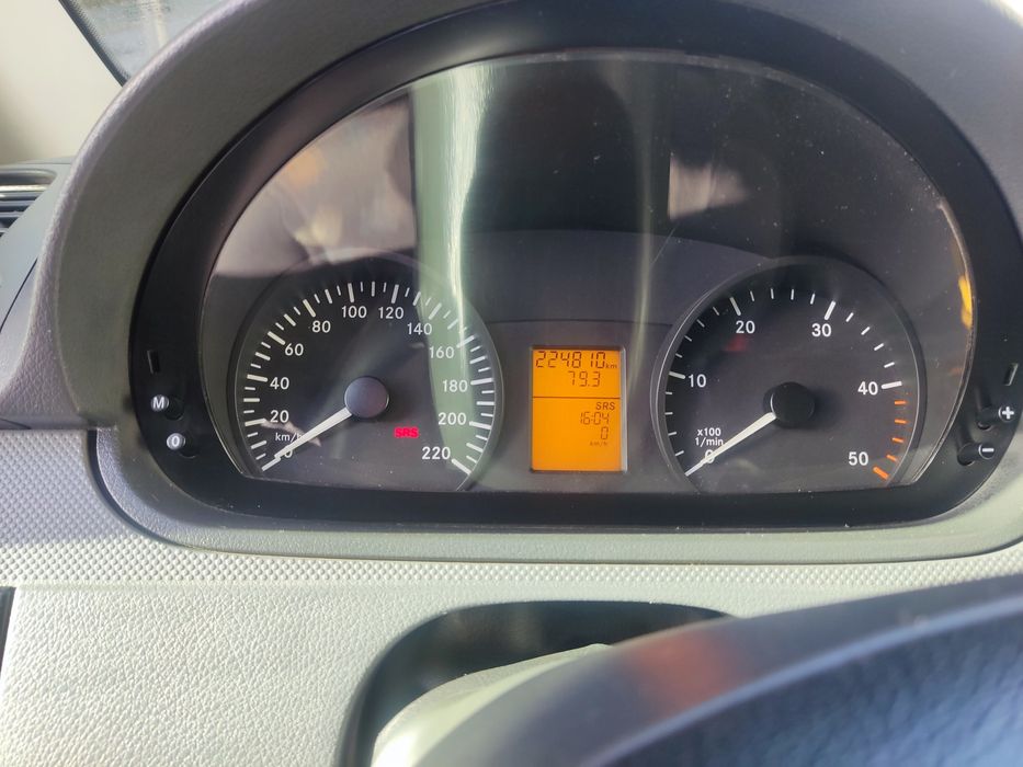 Mercedes Vito 3 lugares só 8950€