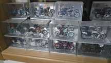 Coleção de 47 miniaturas Harley Davidson, em ótimo estado,