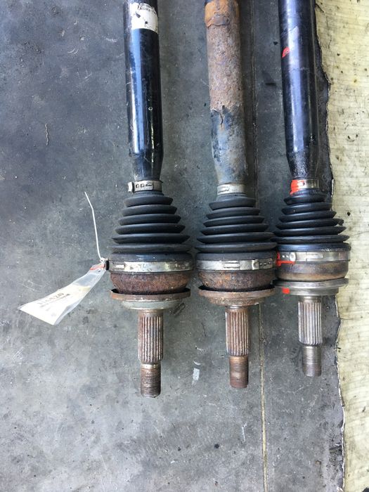 Полуось привод шрус піввісь Toyota Avensis T27 T29 1.6 1.8 VVTI VVT-i